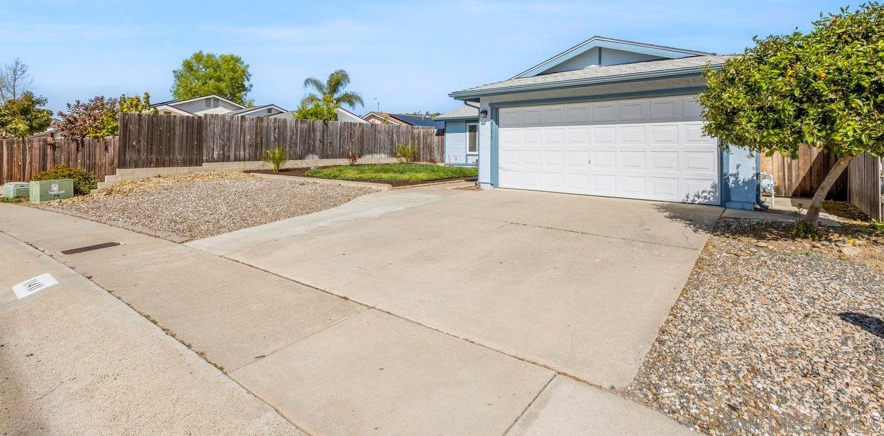 11411 Polaris Dr, San Diego, CA 92126-1505