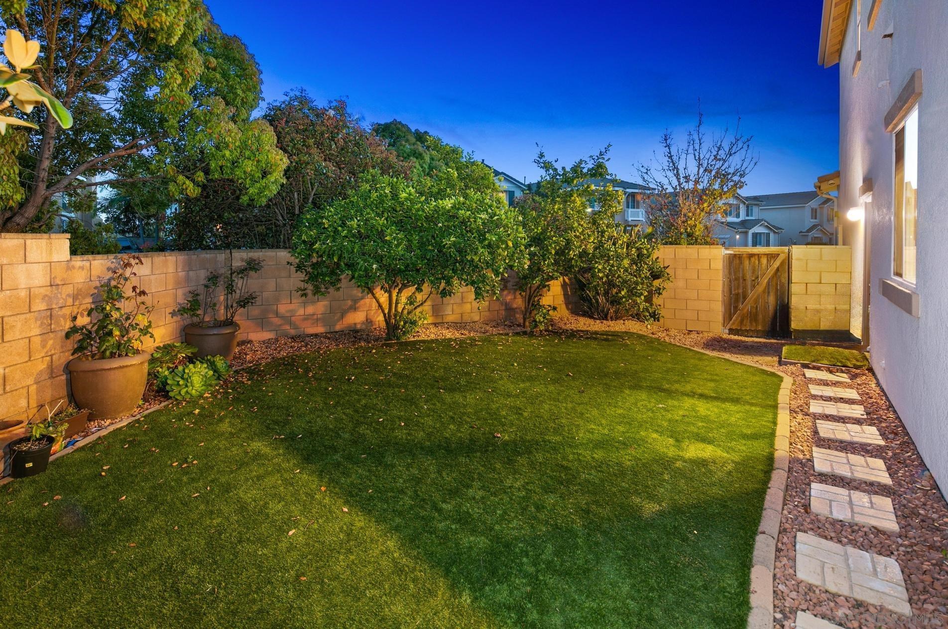 748 Kirkwall Dr, San Marcos, CA 92069
