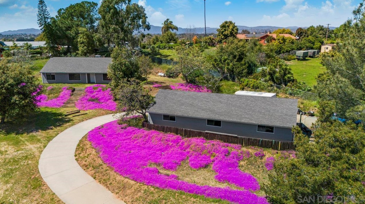 2005 Sunnycrest Ln, Fallbrook, CA 92028-4637