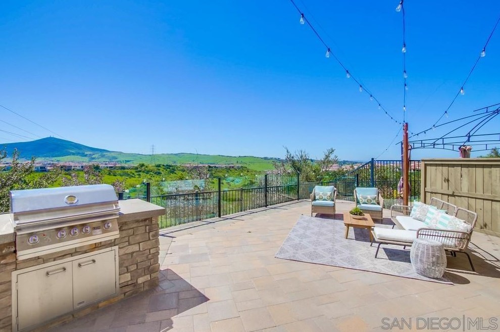 8575 Old Stonefield Chase, San Diego CA  92127-6134 exterior