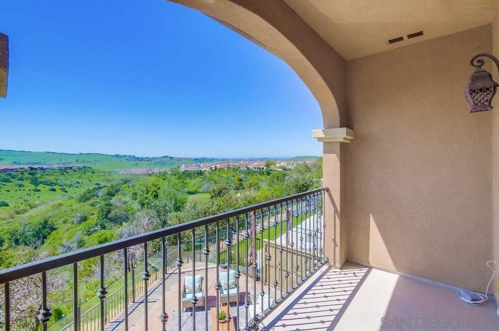 8575 Old Stonefield Chase, San Diego CA  92127-6134 exterior