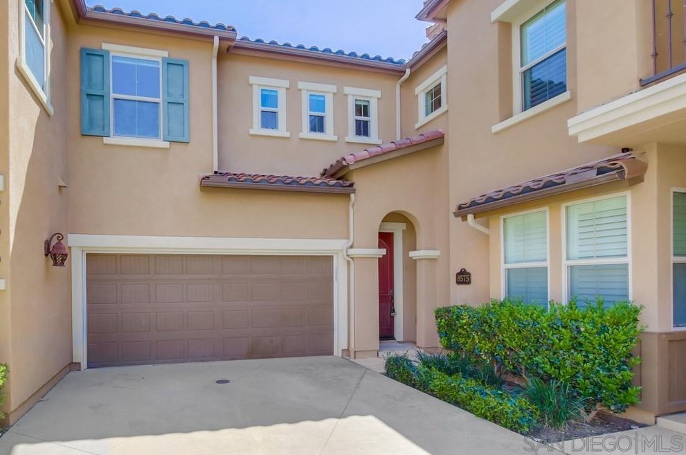 8575 Old Stonefield Chase, San Diego, CA 92127-6134