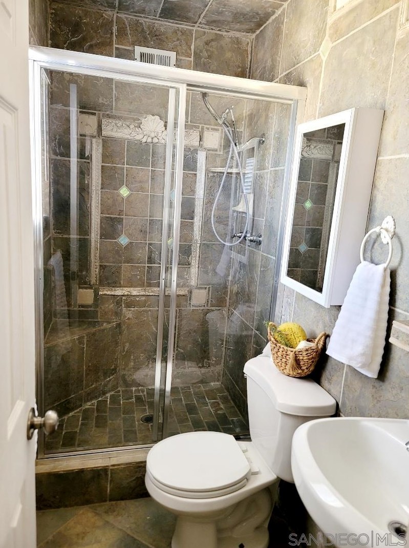 1604 Jasper Ave, Chula Vista CA  91911-5333 exterior