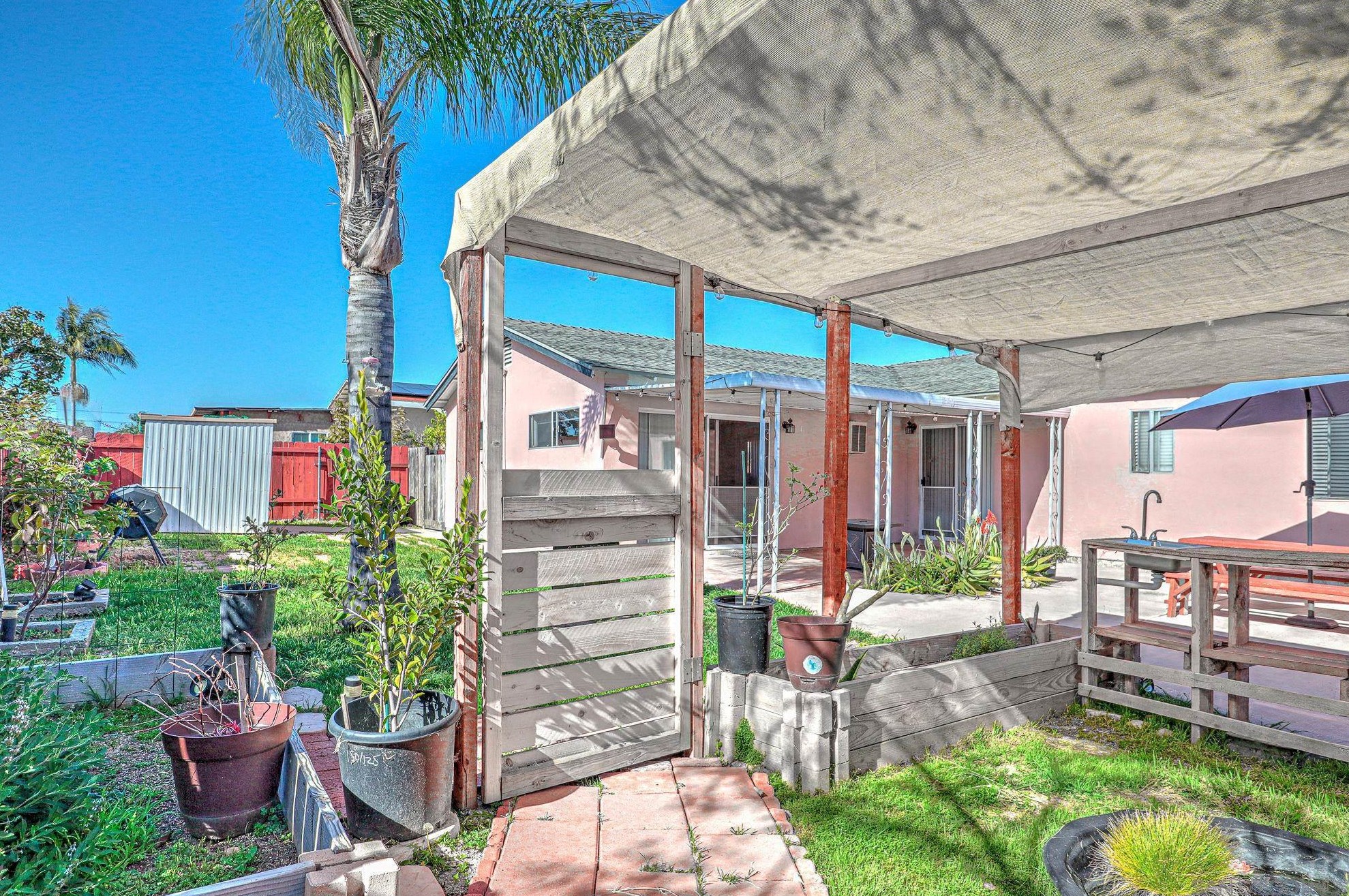 1604 Jasper Ave, Chula Vista CA  91911-5333 exterior