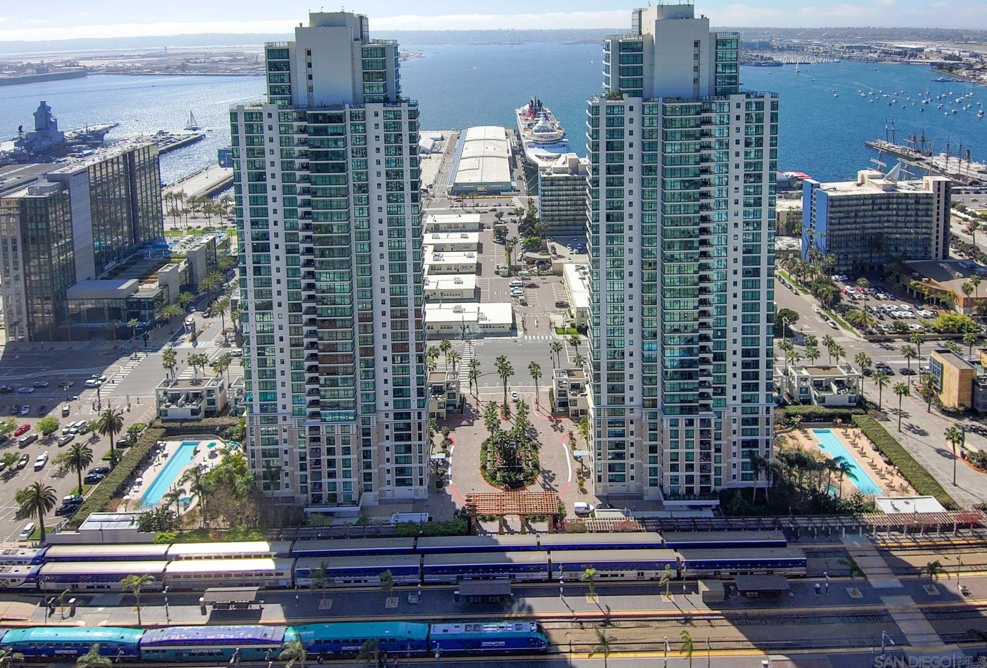1205 Pacific Hwy 1204, San Diego, CA 92101
