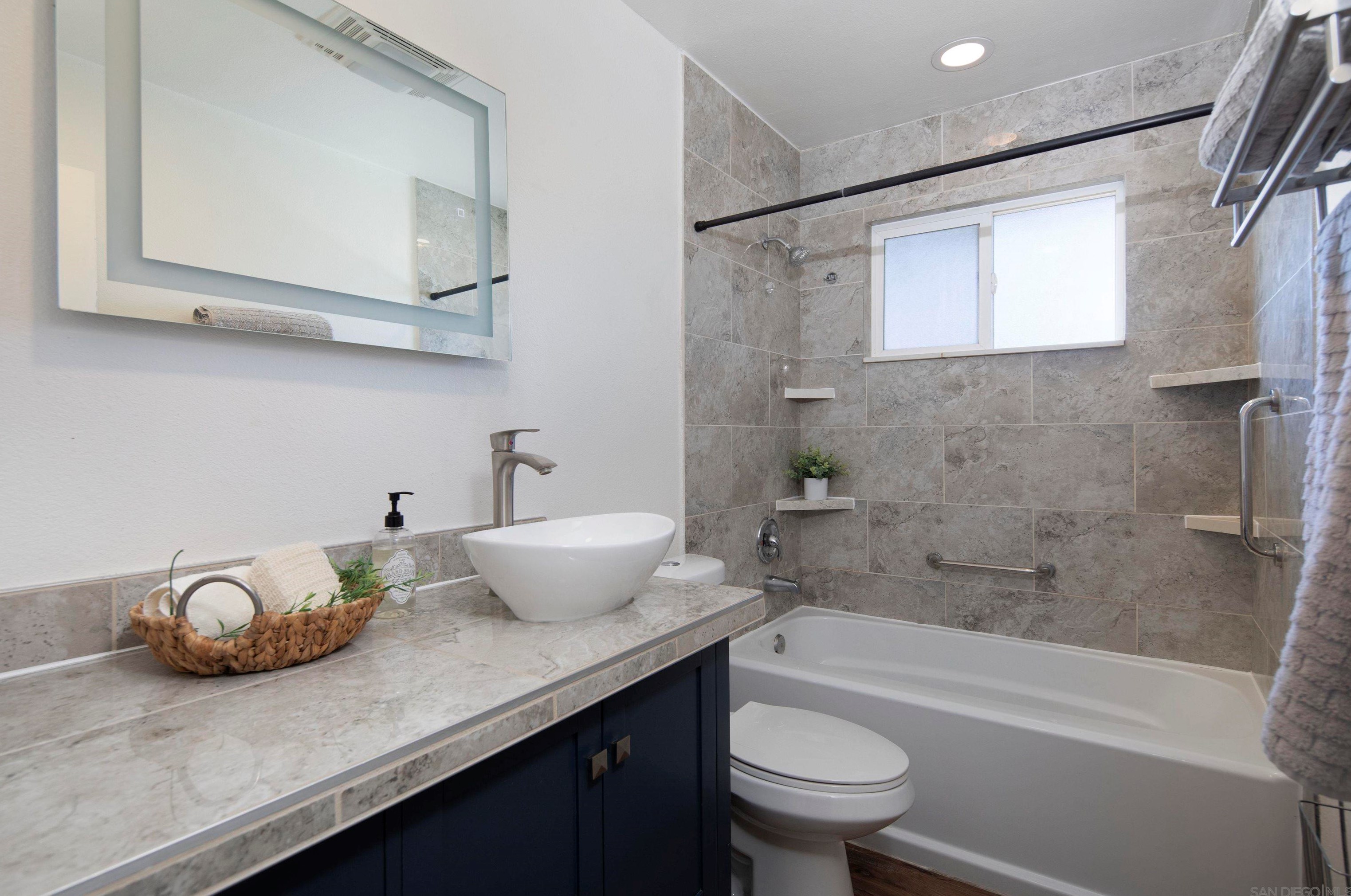 4276 Mt Herbert Ave, San Diego CA 92117-4730 exterior