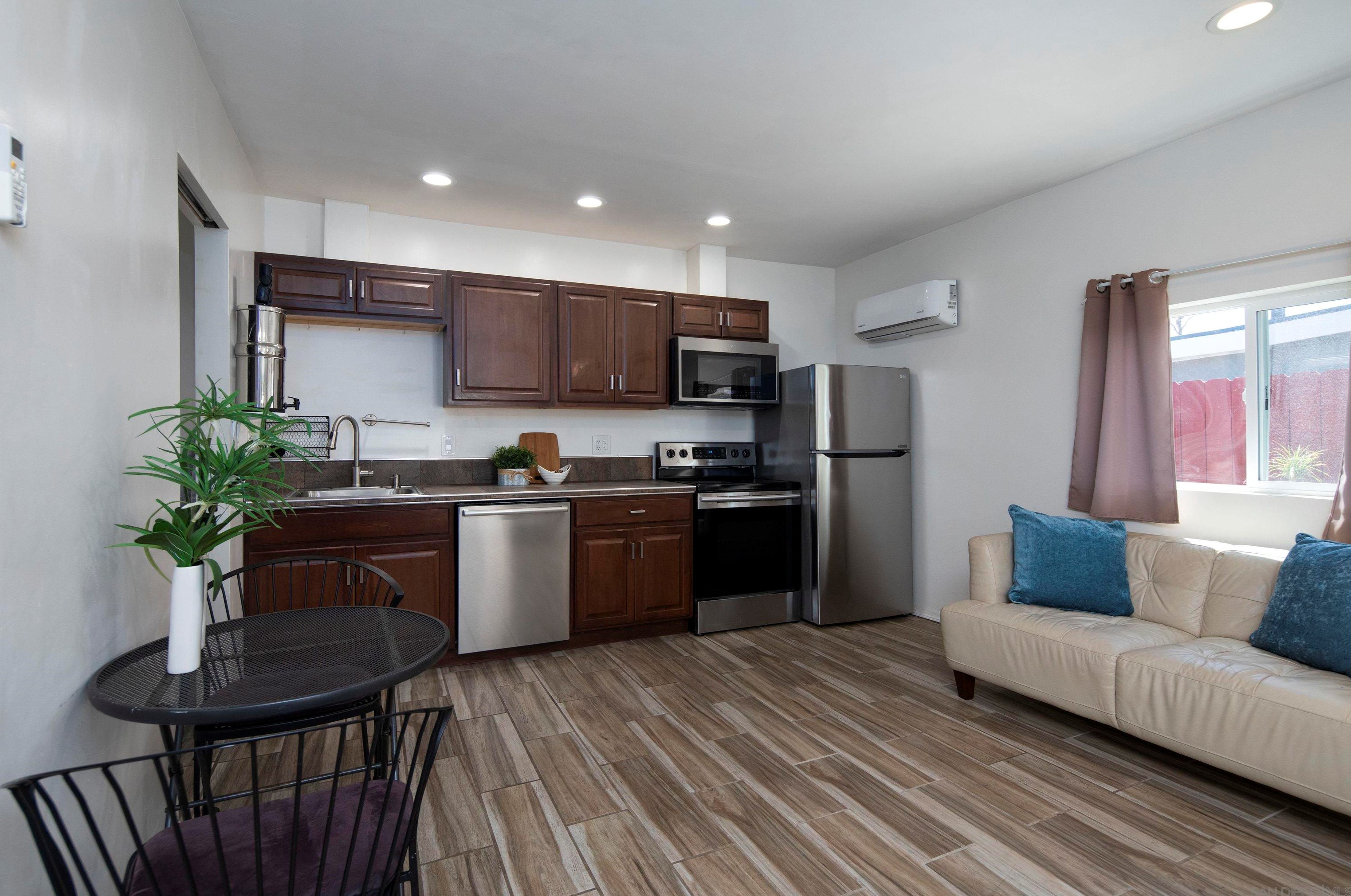 4276 Mt Herbert Ave, San Diego CA 92117-4730 exterior