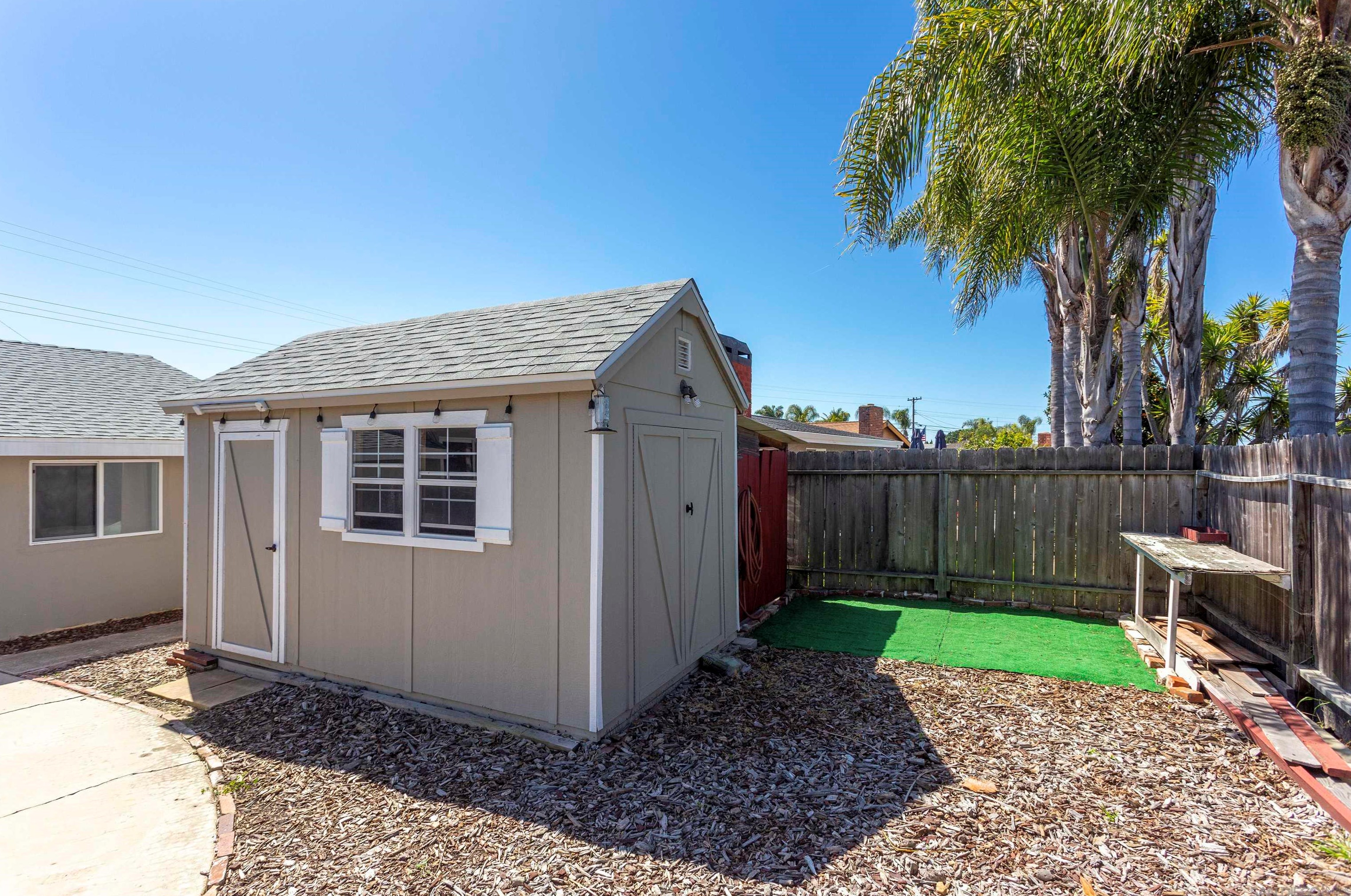 4276 Mt Herbert Ave, San Diego CA 92117-4730 exterior