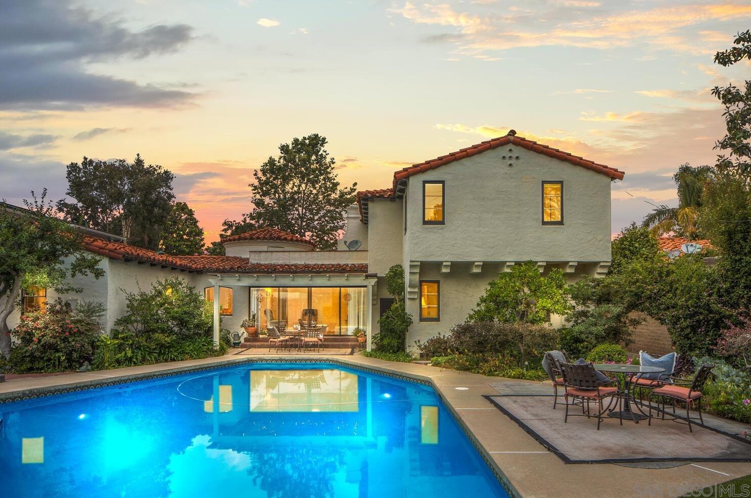 671 Alameda Blvd, San Diego CA 92118-2014 exterior