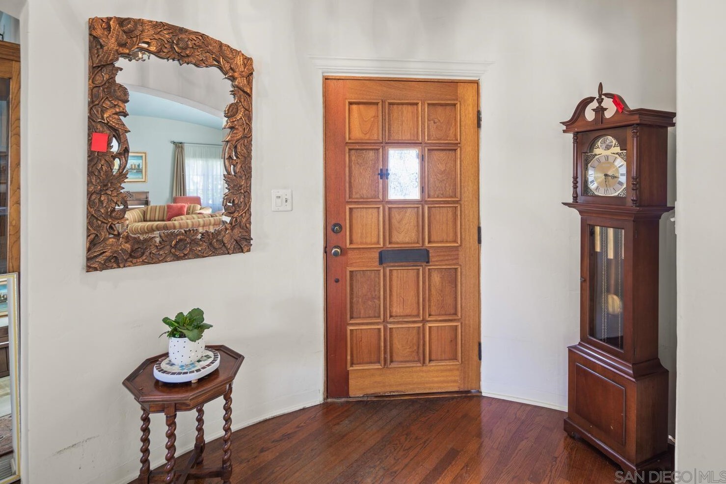 671 Alameda Blvd, San Diego CA 92118-2014 exterior