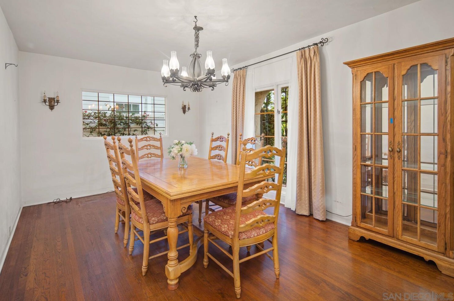 671 Alameda Blvd, San Diego CA 92118-2014 exterior