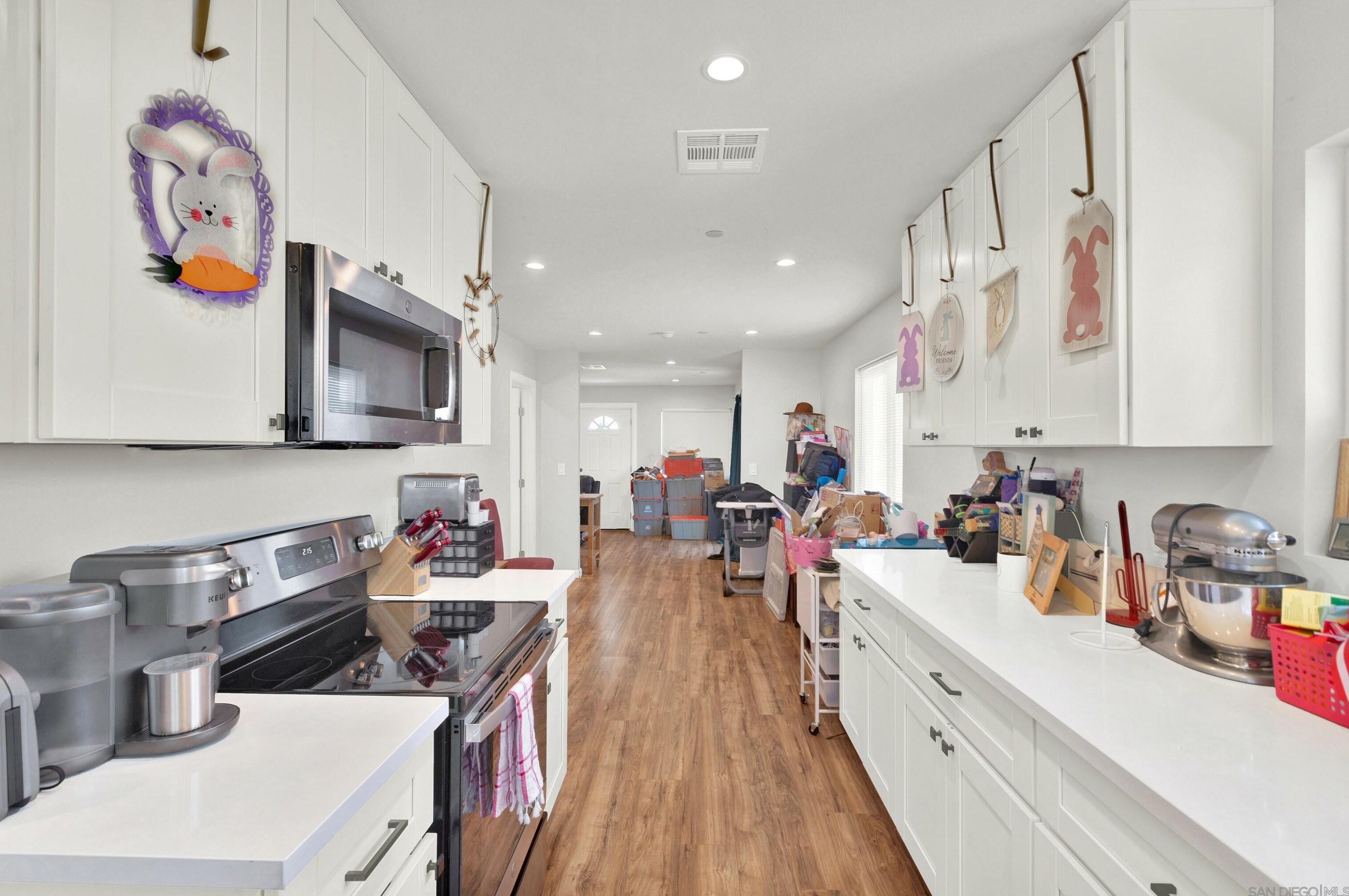 2563 Grv St, National City CA  91950-7601 exterior