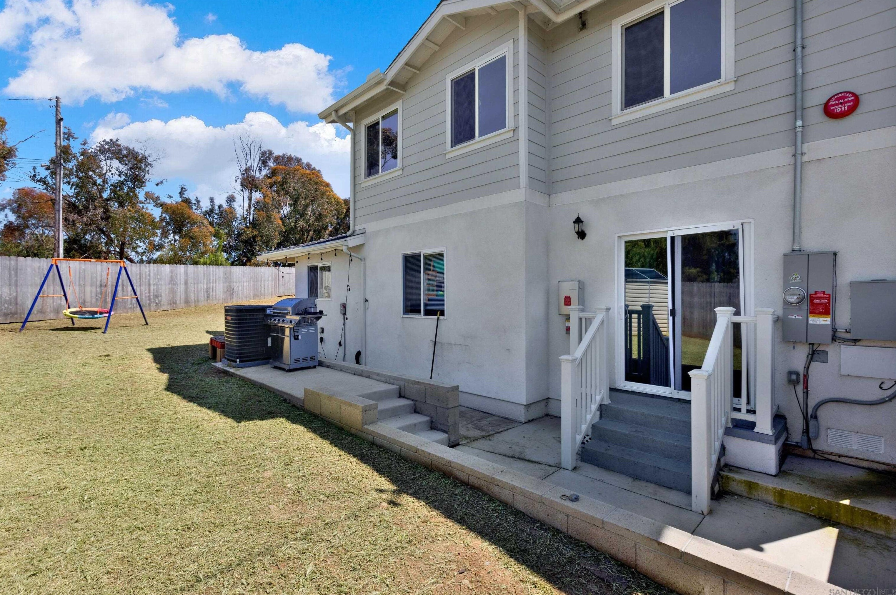 2563 Grv St, National City CA  91950-7601 exterior