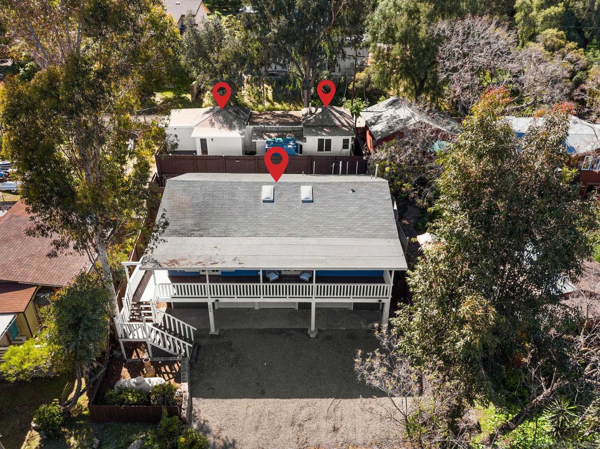 385 Lake Dr, Escondido, CA 92029