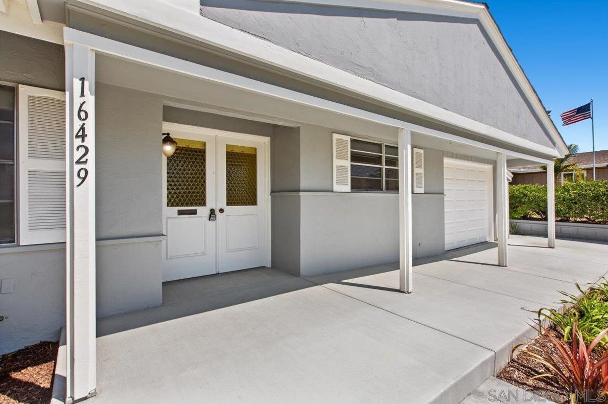 16429 Roca Dr, San Diego, CA 92128-3040