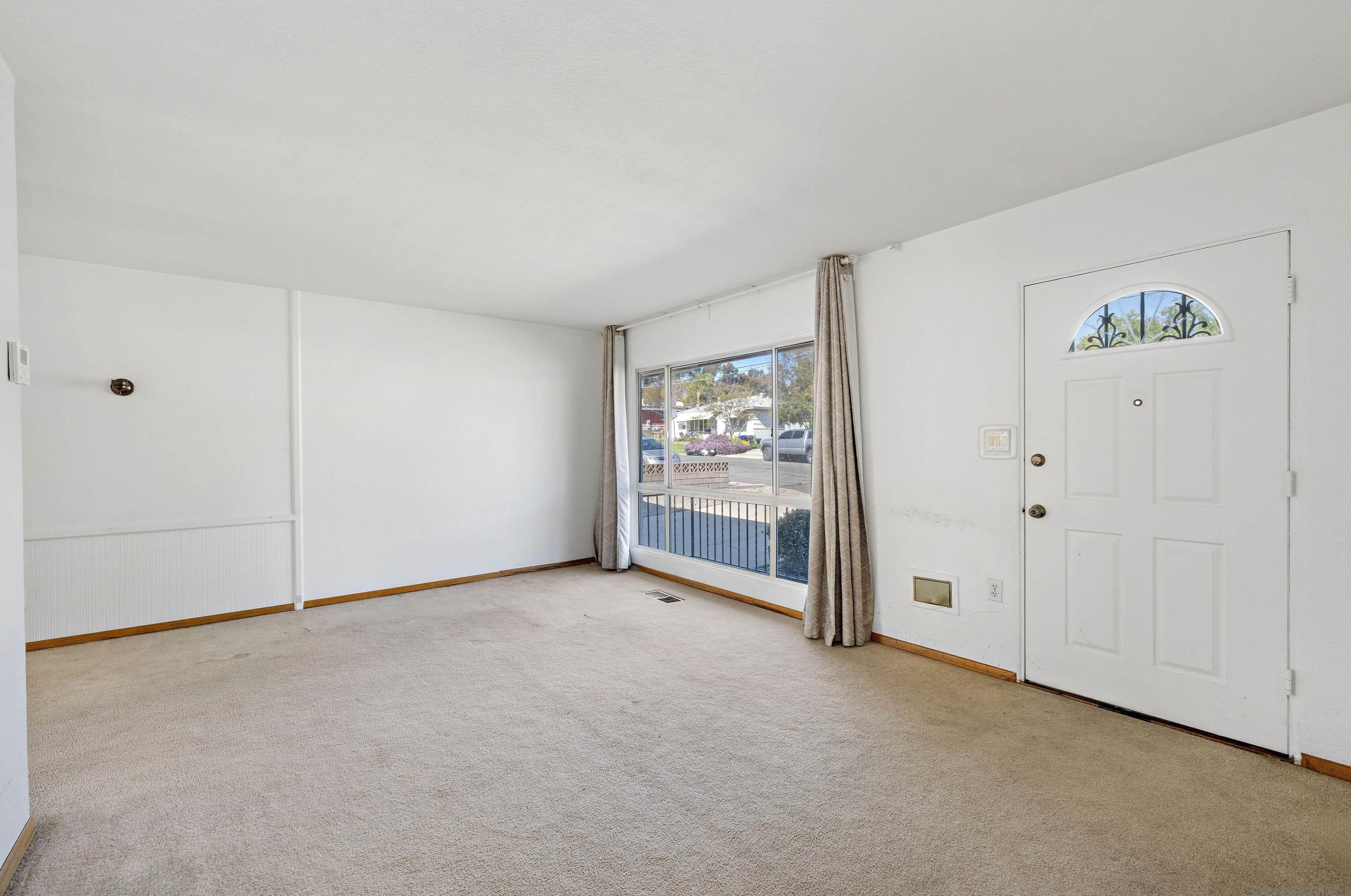 4508 Terry Ln, La Mesa, CA 91942-5849