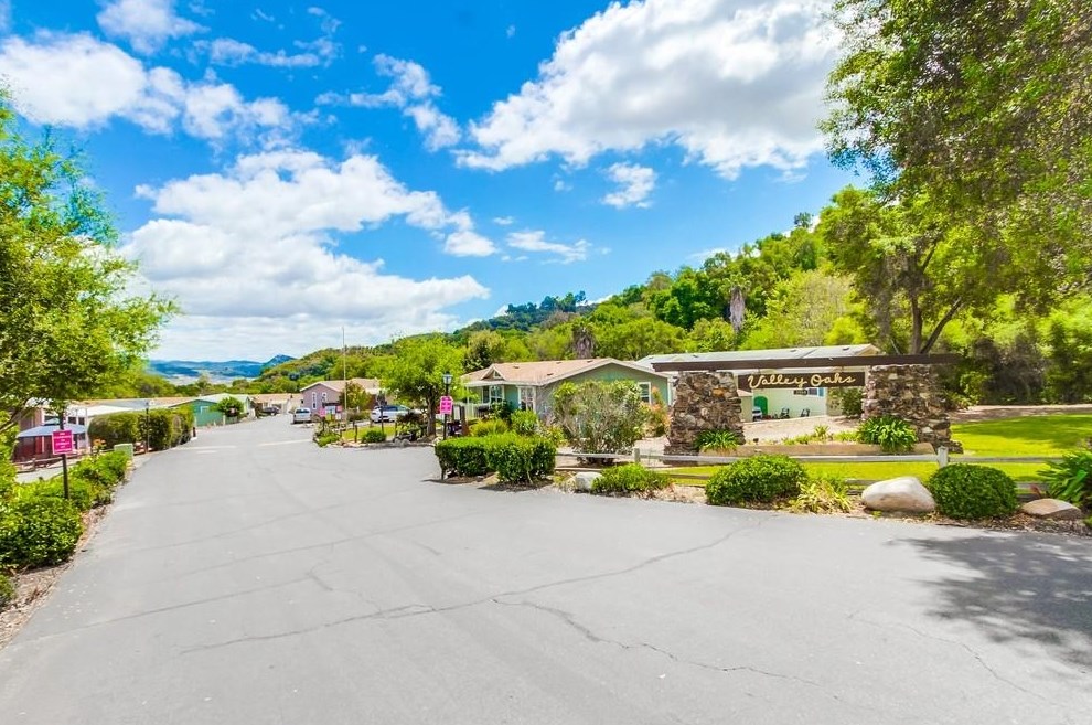 3909 Reche Rd, Fallbrook CA  92028-3819 exterior