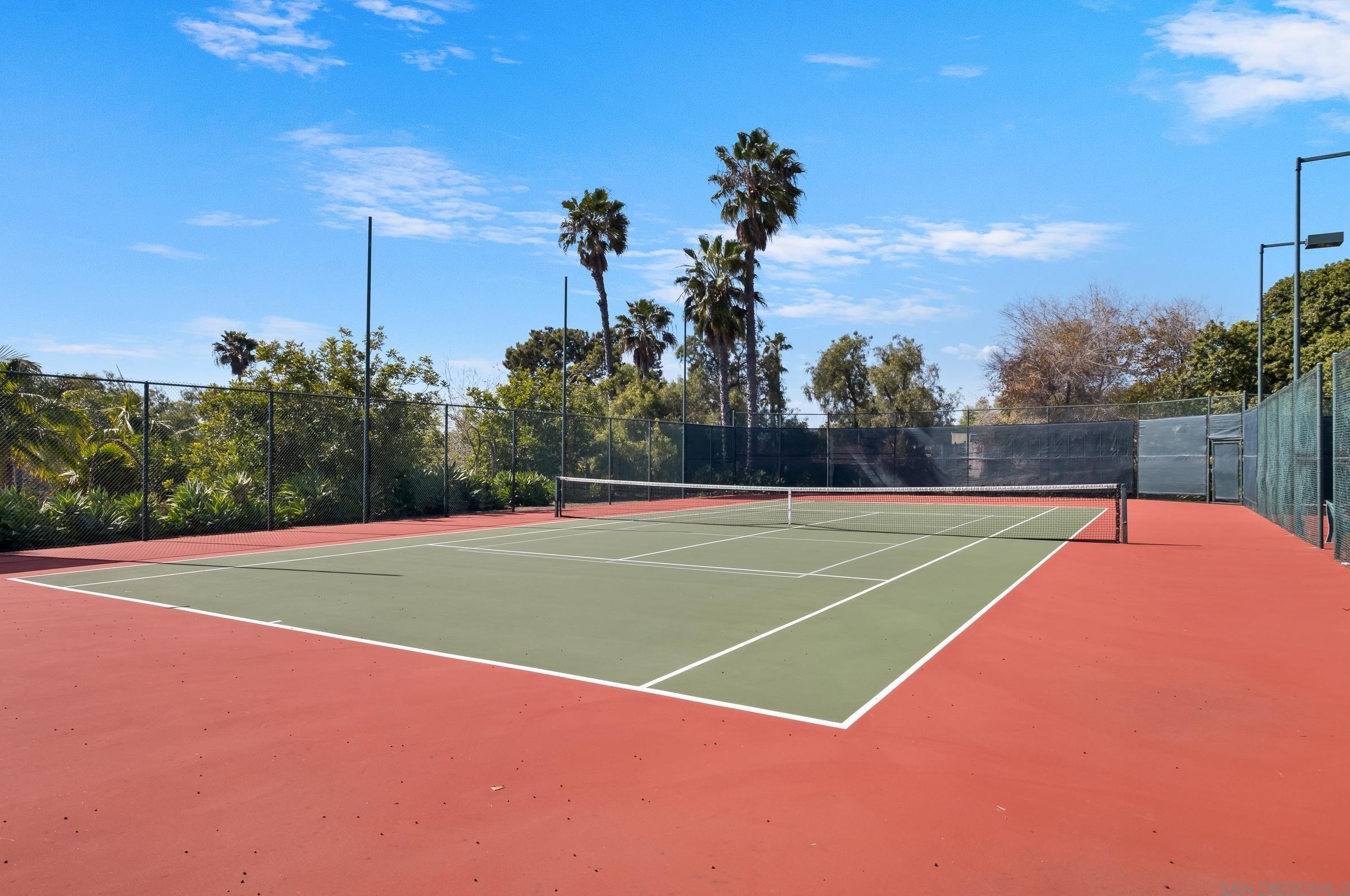 1719 Kings Rd, Vista CA  92084-3639 exterior