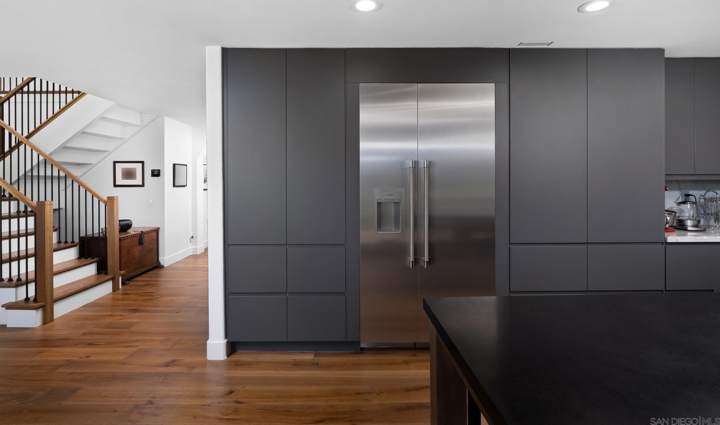 1719 Kings Rd, Vista CA  92084-3639 exterior