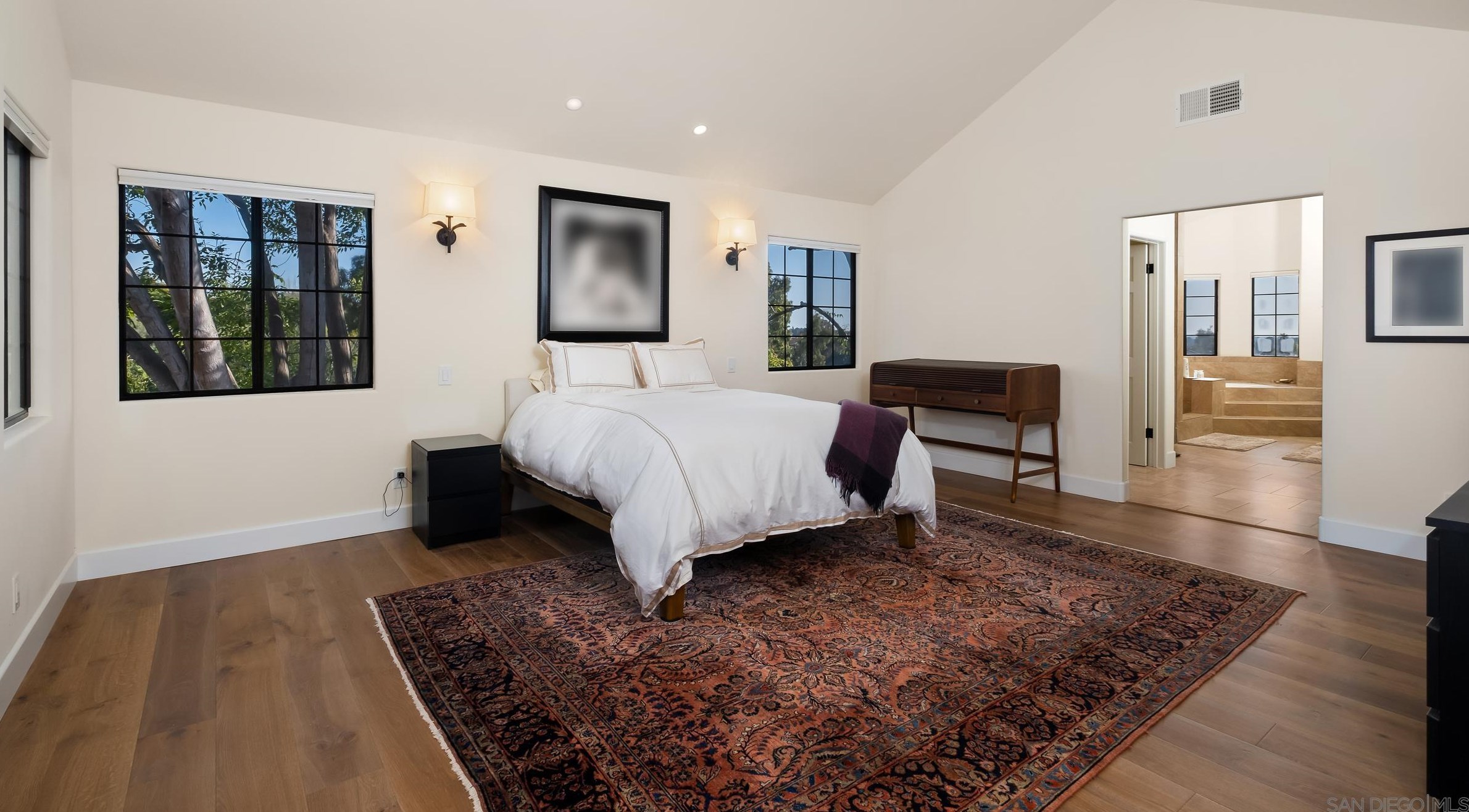 1719 Kings Rd, Vista CA  92084-3639 exterior