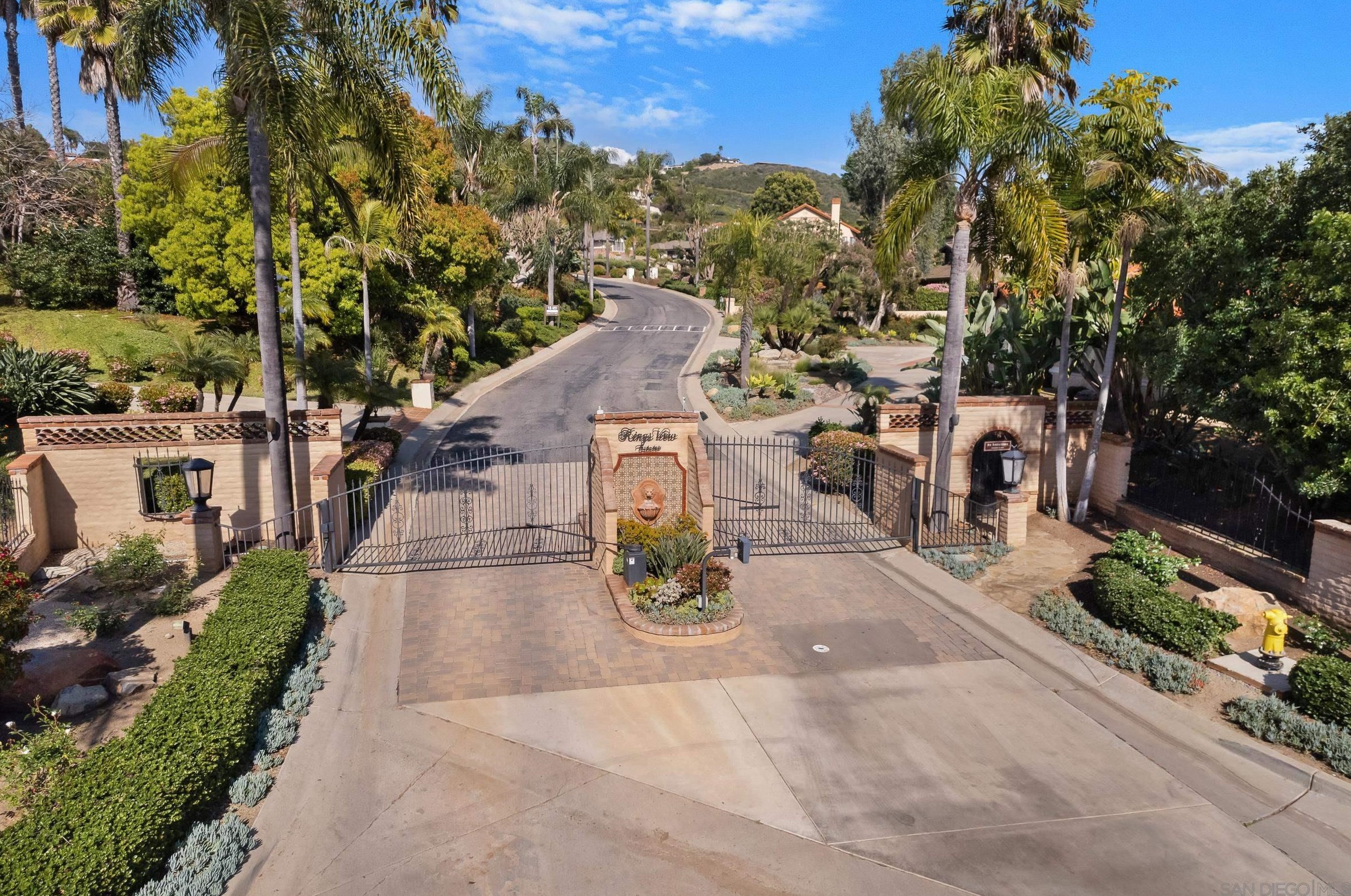 1719 Kings Rd, Vista, CA 92084