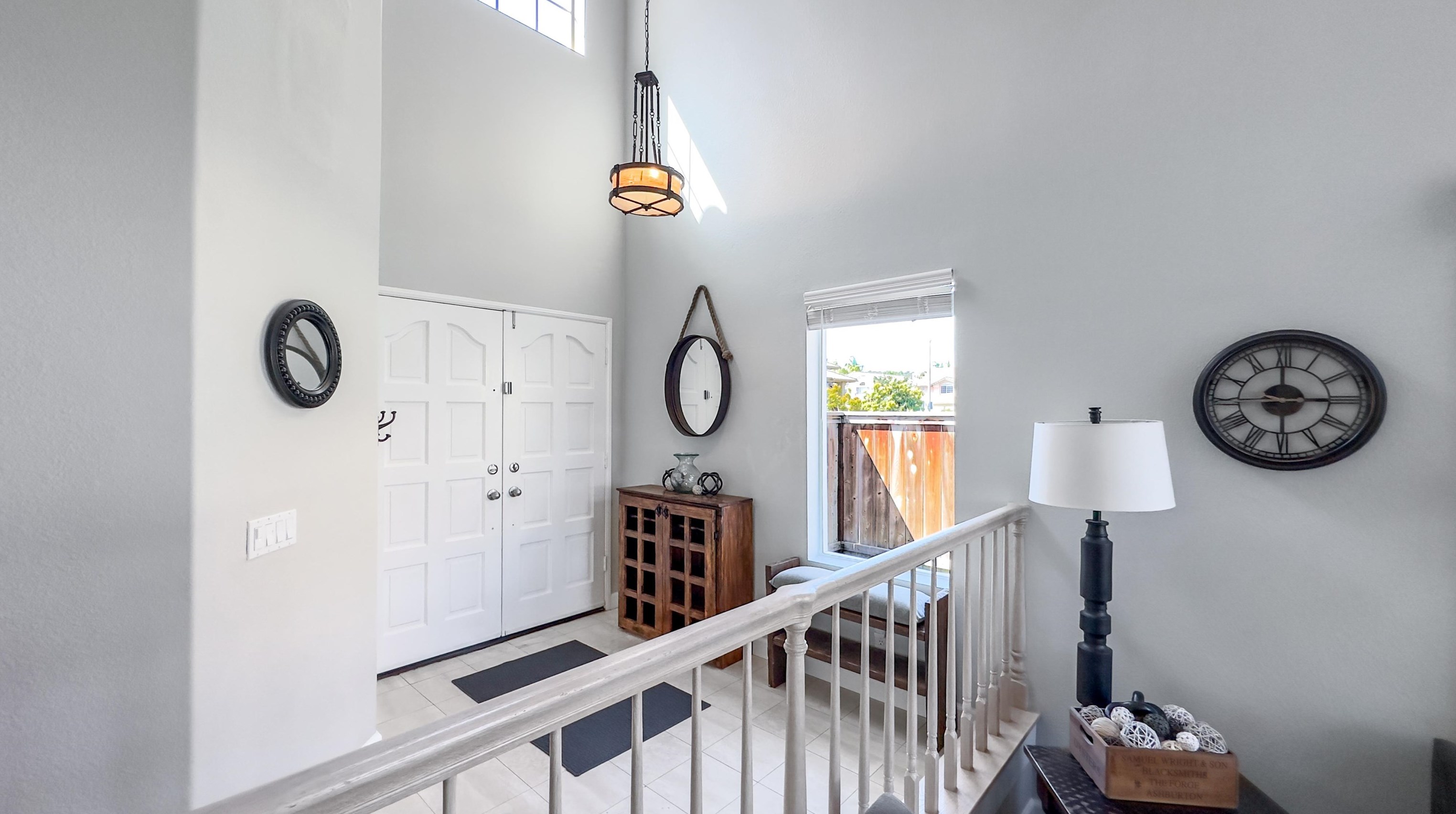 1616 Mountain Pass Cir, Vista CA  92081-8811 exterior