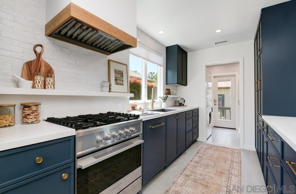 4758 Constance Dr, San Diego, CA 92115-3110