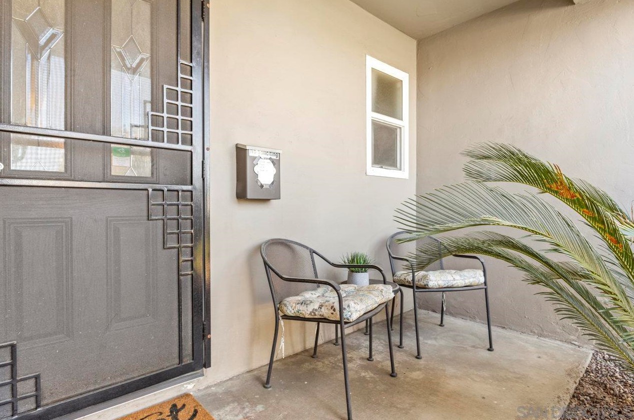 8311 Bashan Lake Ave, San Diego, CA 92119-2619