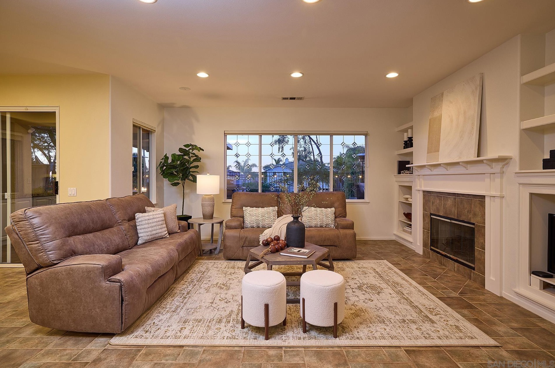 11436 Holly Fern Ct, San Diego, CA 92131-3739