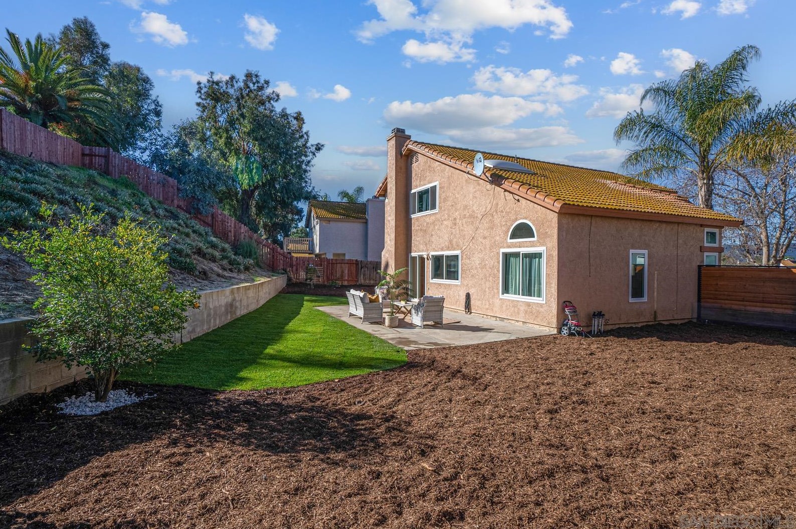 29769 Stonewood Rd, Temecula CA  92591-5303 exterior