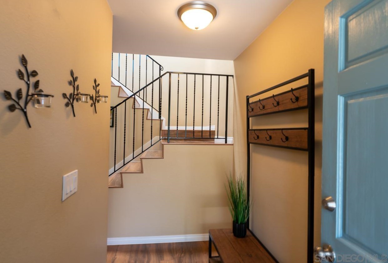 2135 E Valley Pkwy 61, Escondido, CA 92027