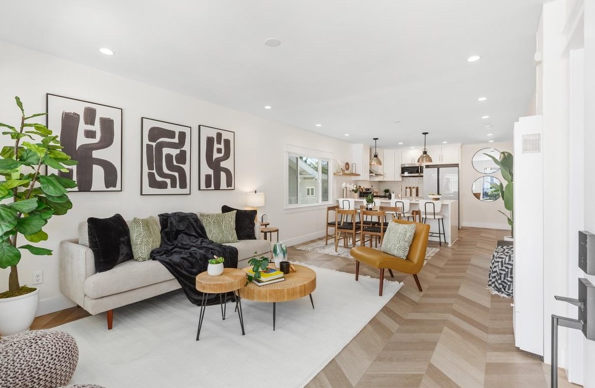 244 27th St, San Diego CA  92102-3118 exterior