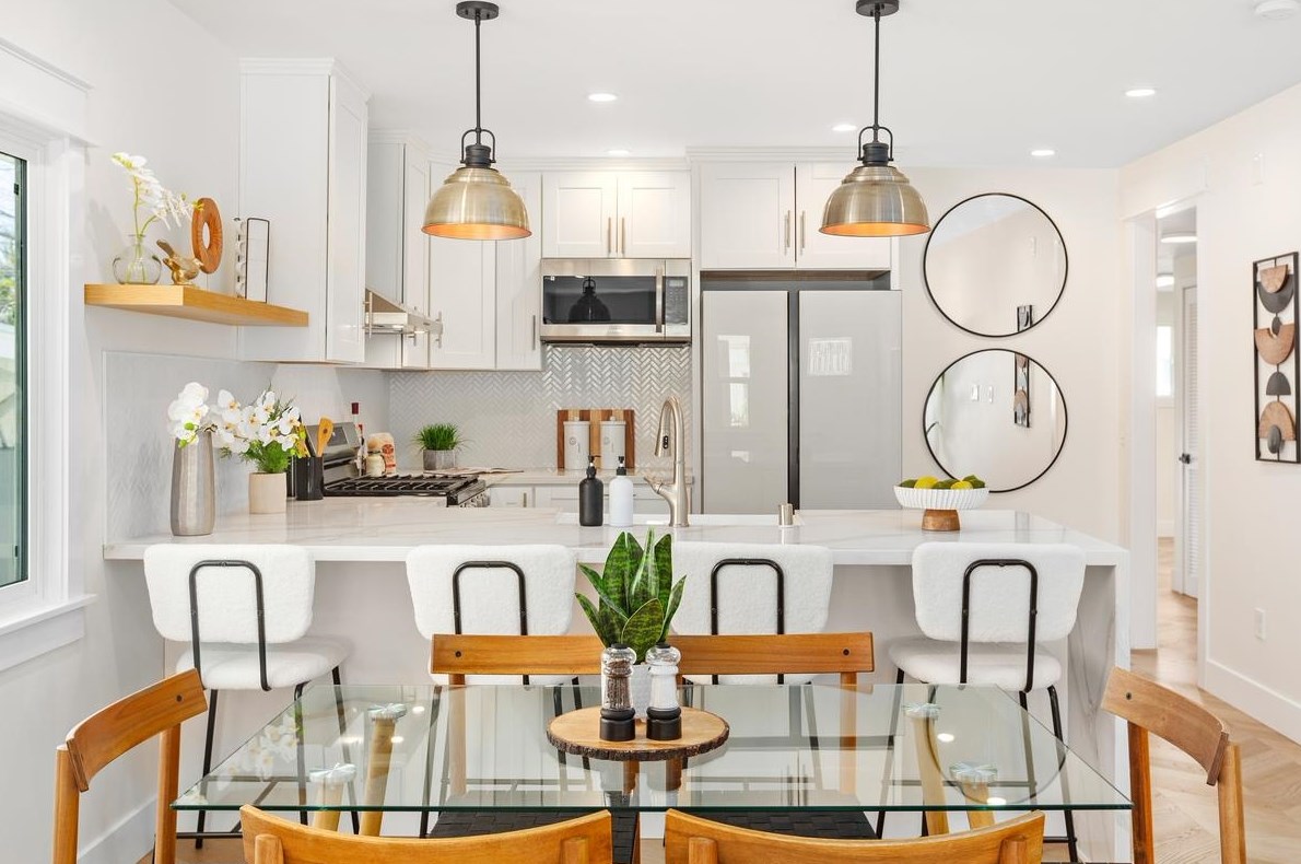 244 27th St, San Diego CA  92102-3118 exterior