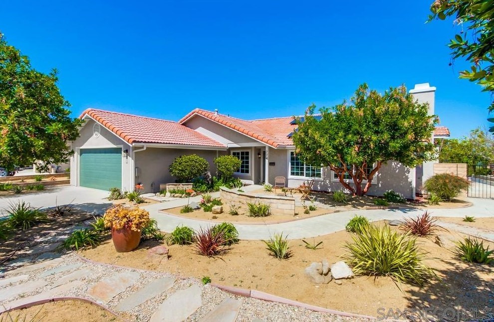 774 Grey Hawk Ct, Oceanside CA  92057-6353 exterior