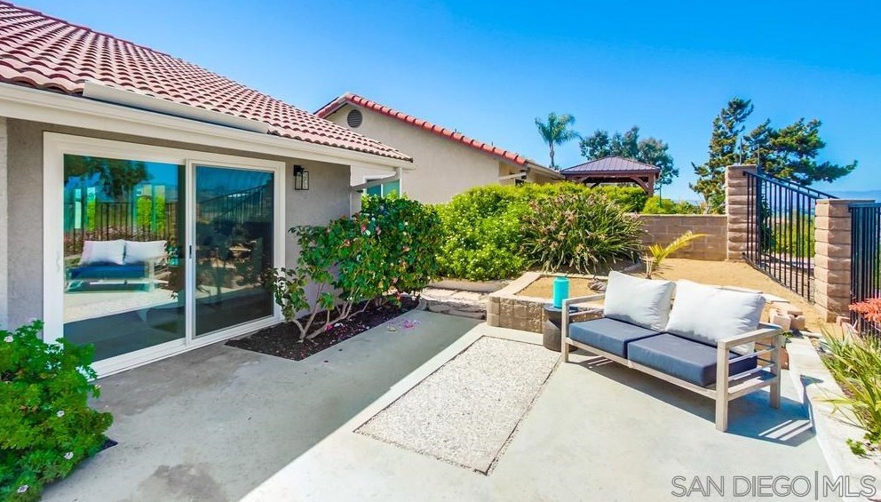 774 Grey Hawk Ct, Oceanside CA  92057-6353 exterior