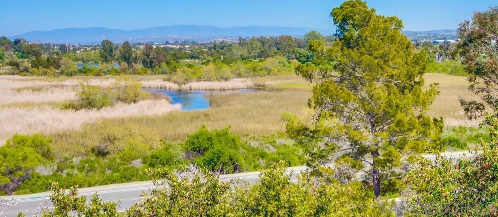 774 Grey Hawk Ct, Oceanside CA  92057-6353 exterior