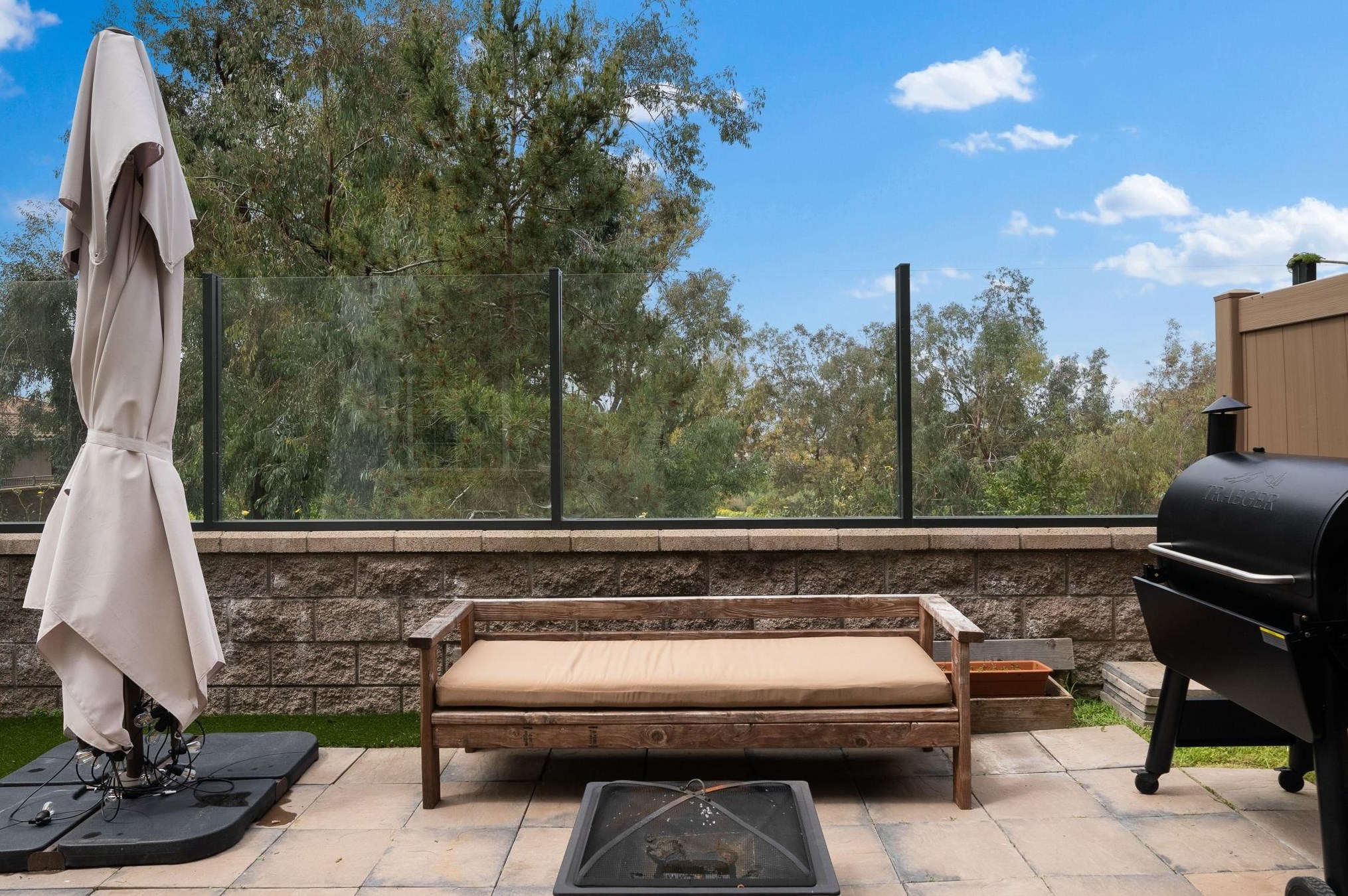 1354 Normandy Dr, Chula Vista CA  91913-3936 exterior