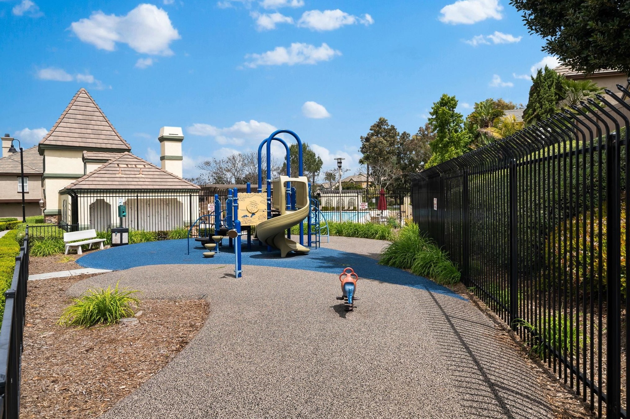 1354 Normandy Dr, Chula Vista CA  91913-3936 exterior