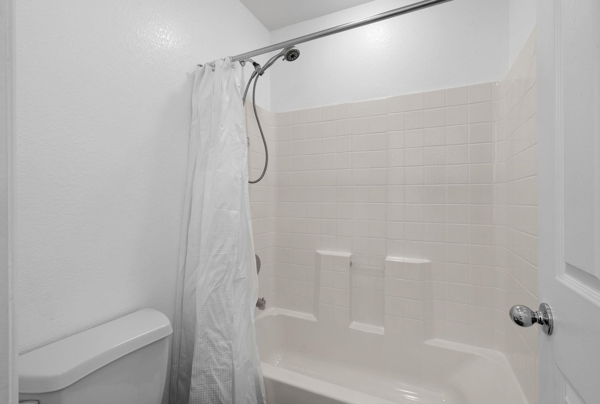 1354 Normandy Dr, Chula Vista CA  91913-3936 exterior