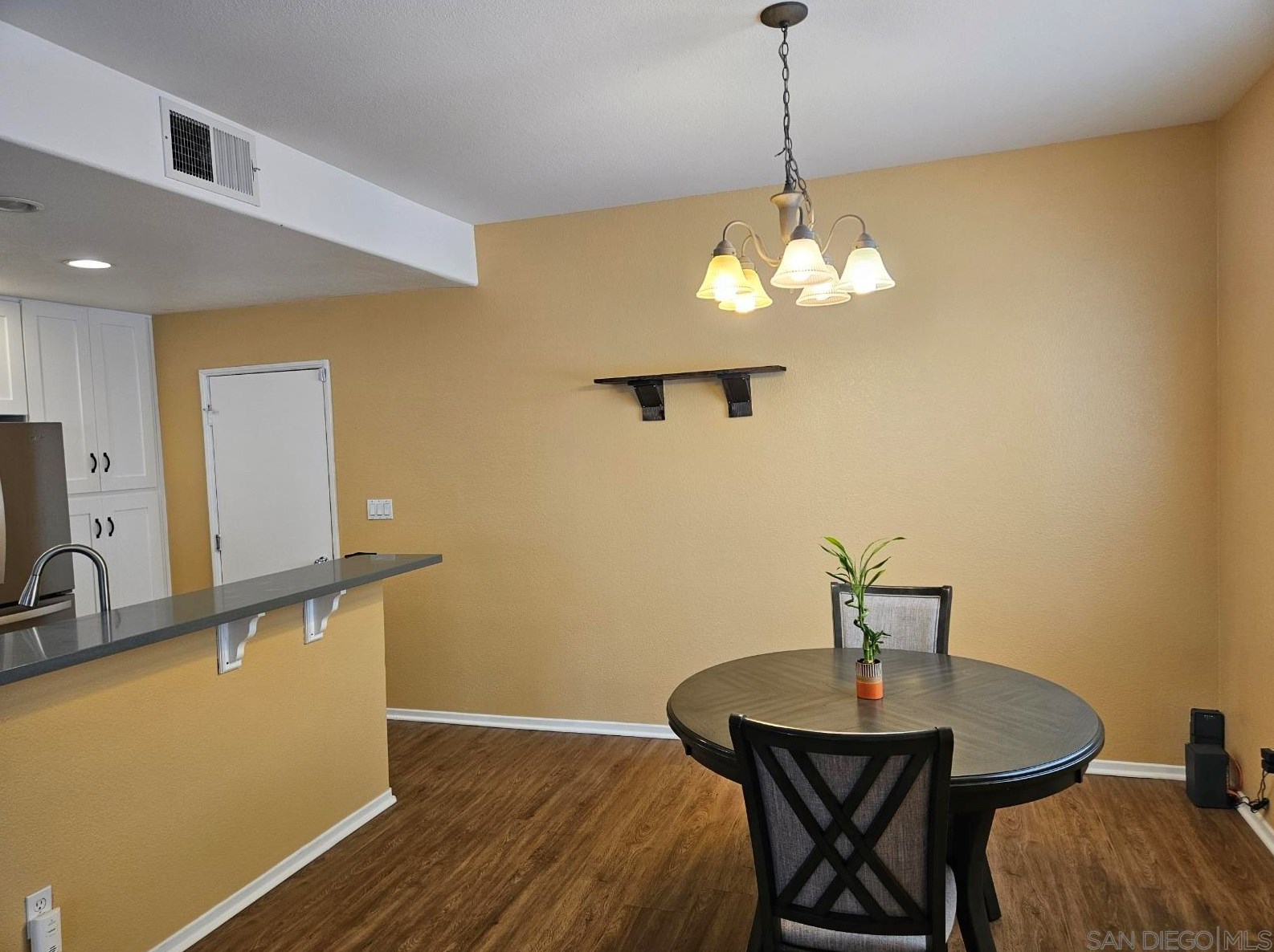 1354 Normandy Dr, Chula Vista CA  91913-3936 exterior