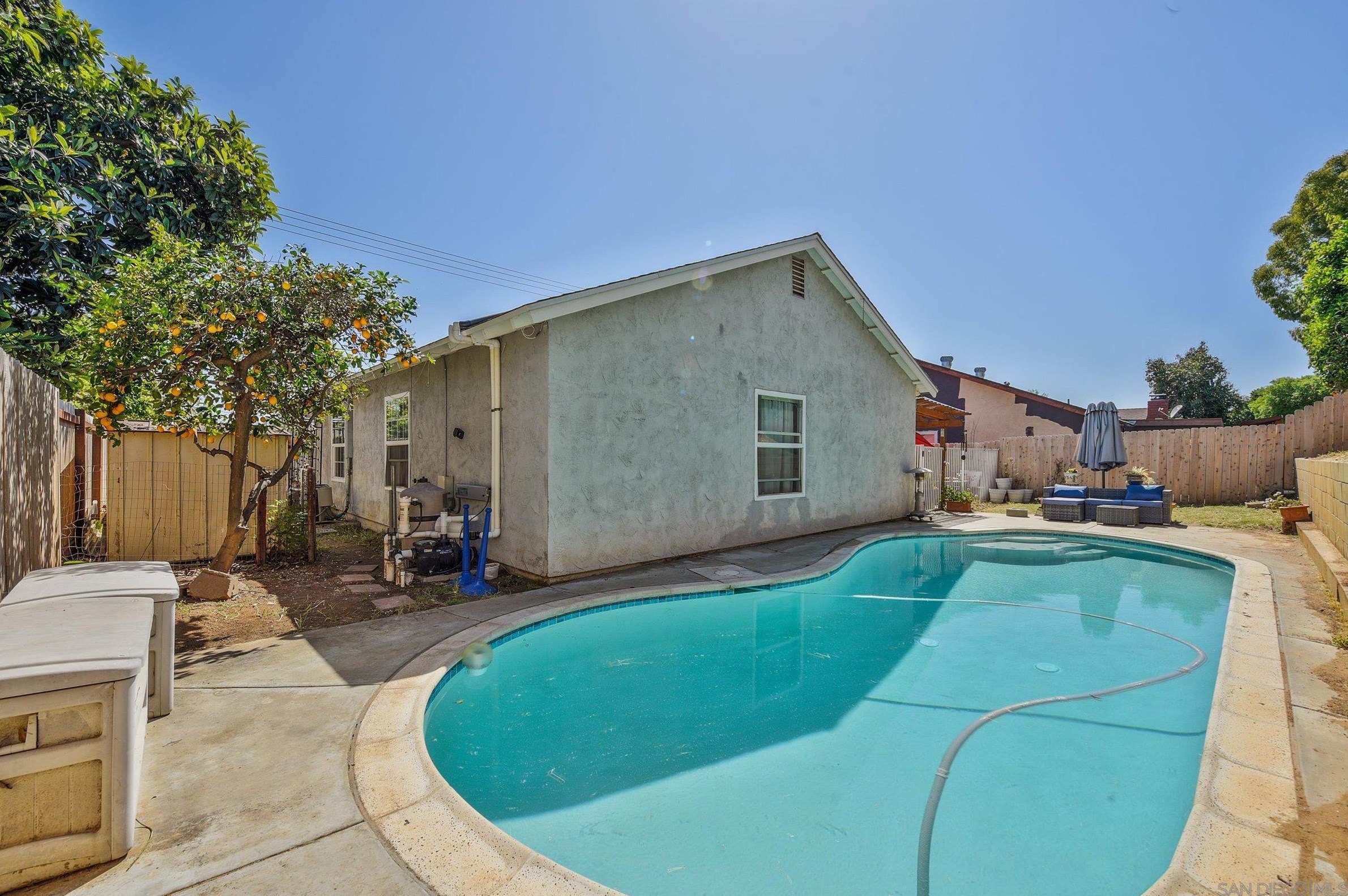 10950 El Nopal, Lakeside, CA 92040-2203