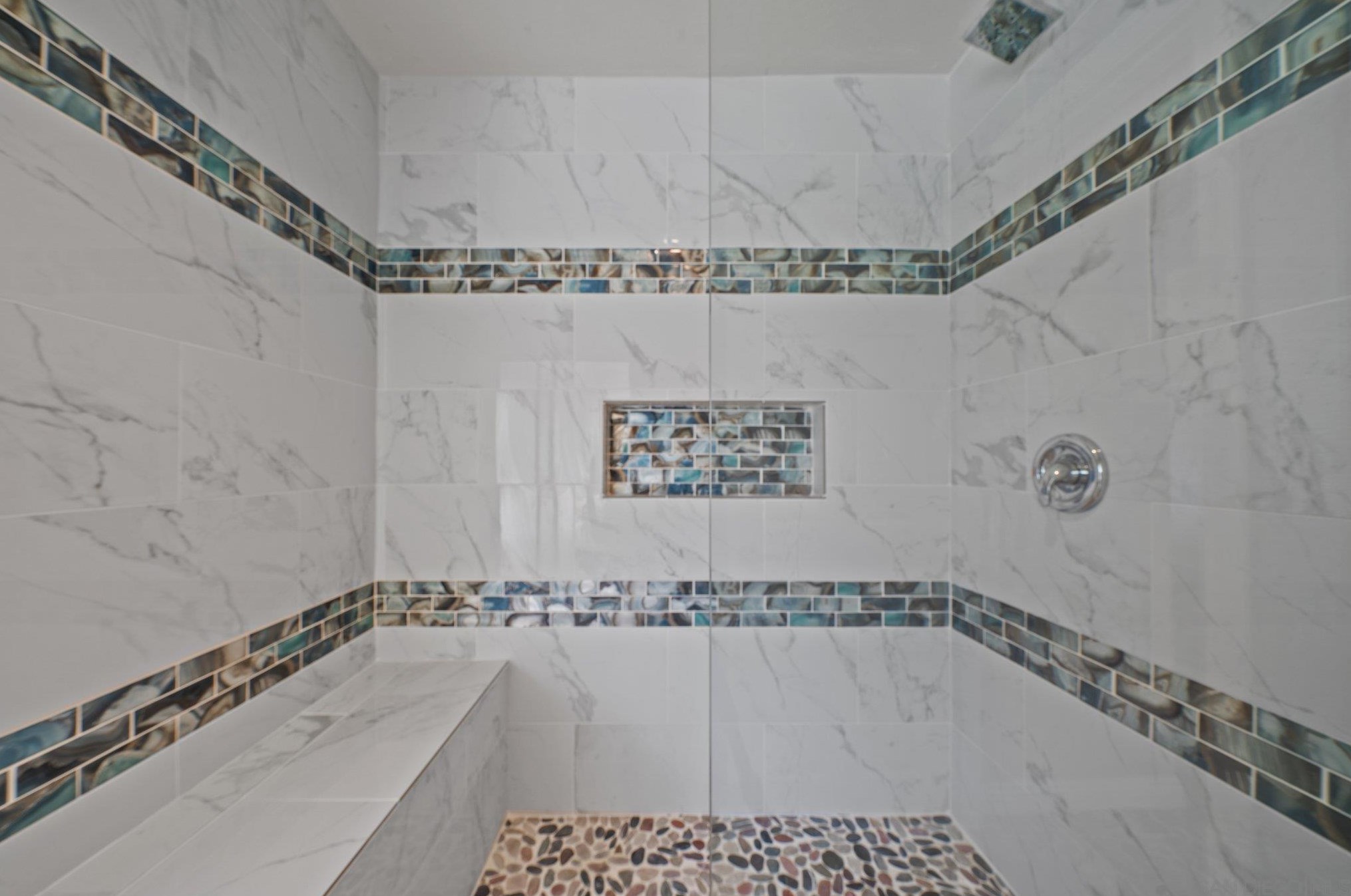 9721 Siwanoy Dr, Desert Hot Springs CA  92240-1330 exterior