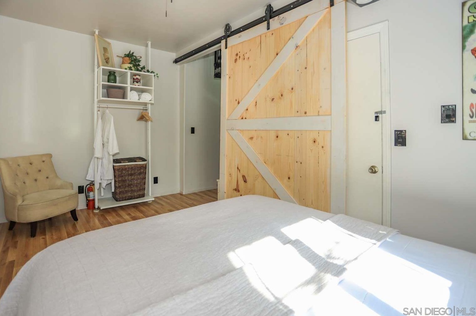 325 Hilltop Ln, Big Bear City CA  92314-9637 exterior