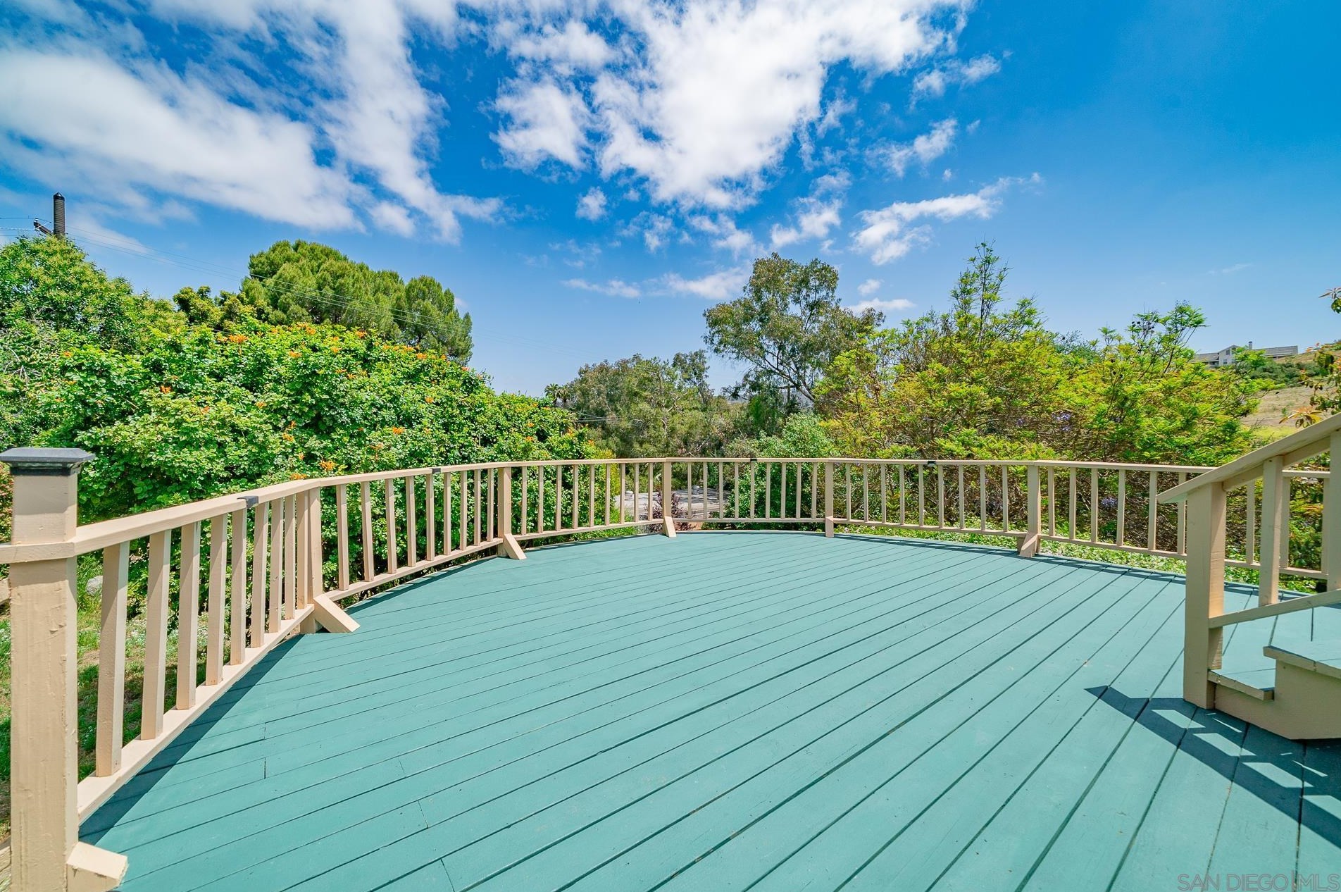 1155 Lita Ln, Vista CA  92084-7235 exterior