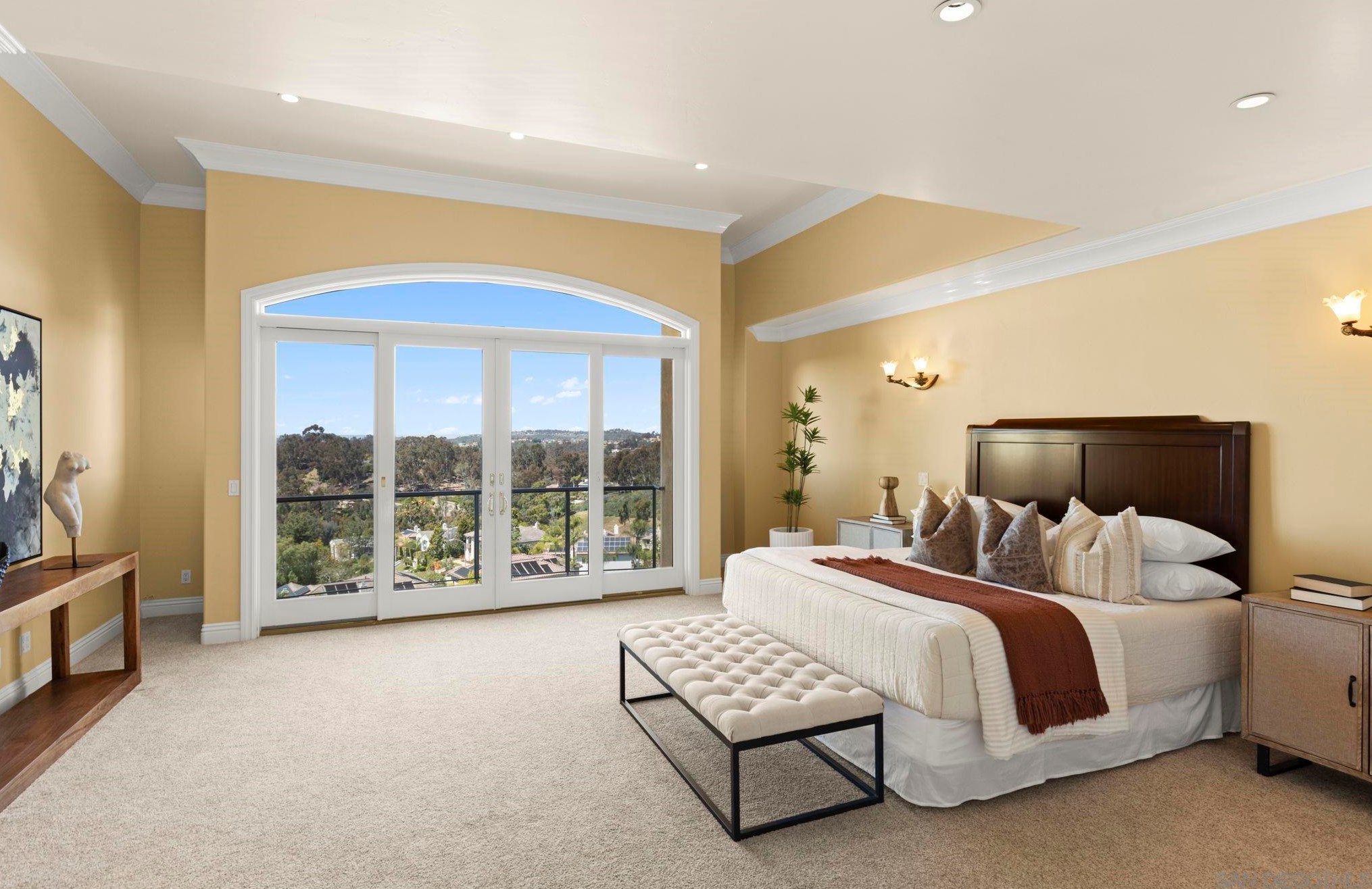 10656 Birch Bluff Ave, San Diego CA  92131-2210 exterior