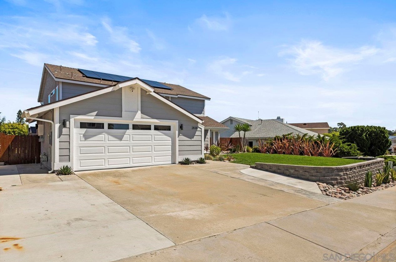 2838 Rutgers Pl, Oceanside CA  92056-6316 exterior