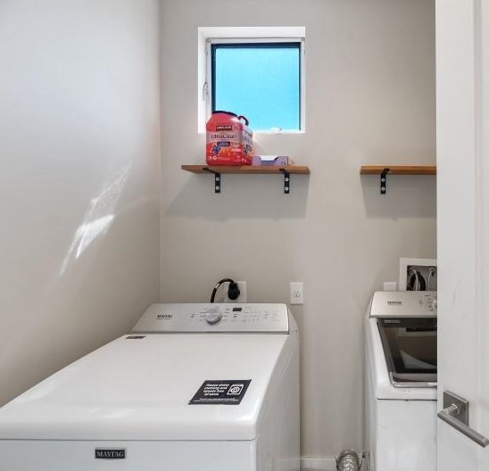 4025 Morrell St, San Diego CA 92109-4641 exterior