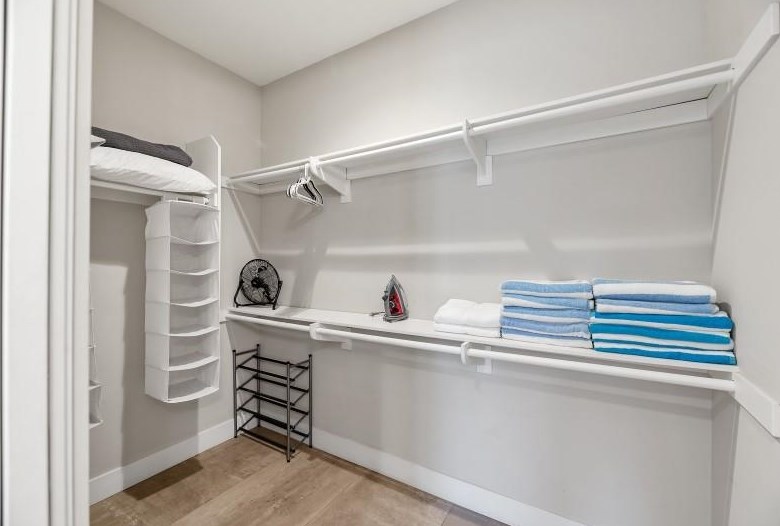 4025 Morrell St, San Diego CA 92109-4641 exterior