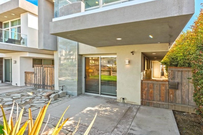 4025 Morrell St, San Diego CA 92109-4641 exterior