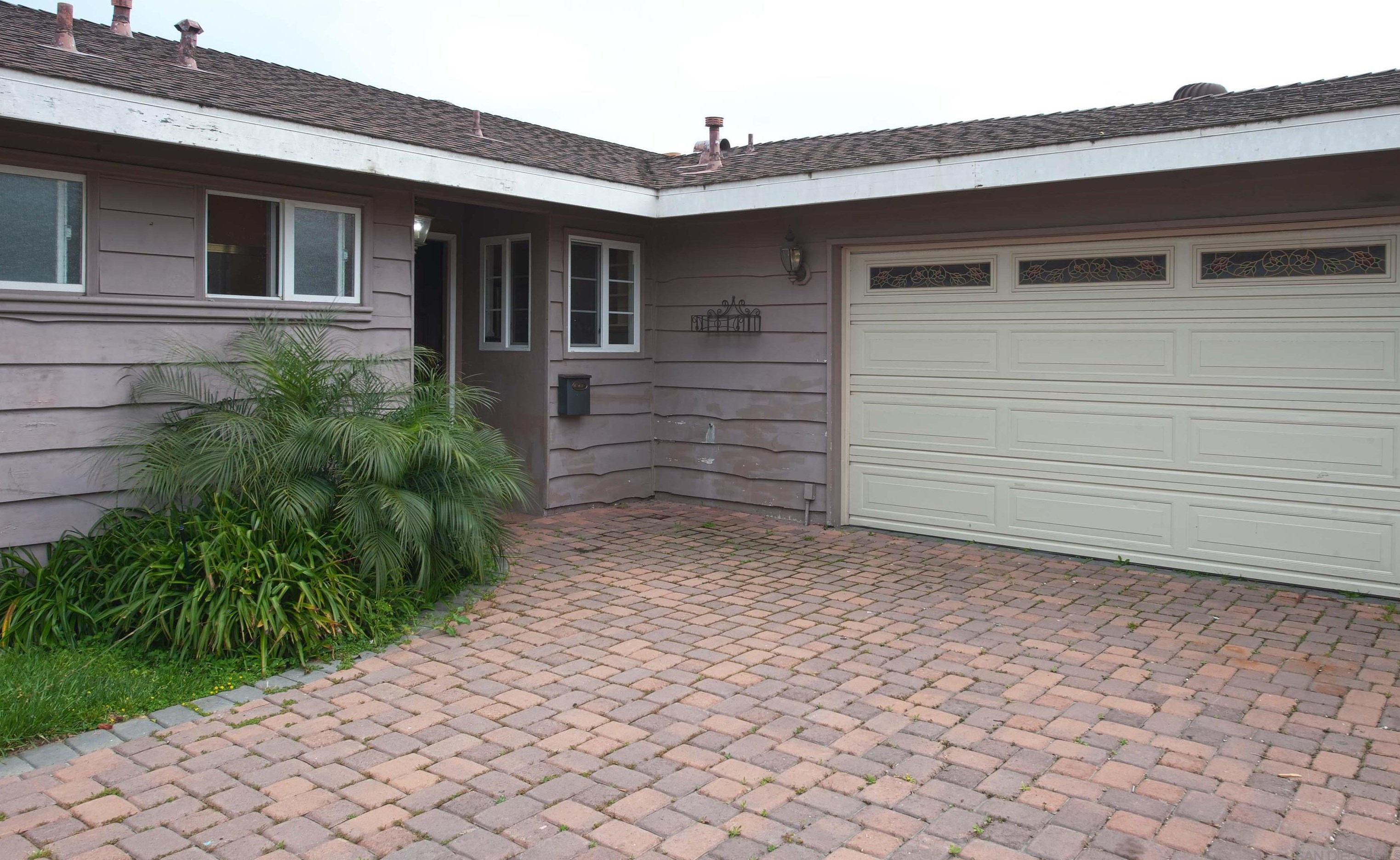 4649 Mount Armet Dr, San Diego, CA 92117-4718